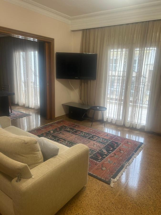 Central Family Apartment Thessaloniki Exterior photo